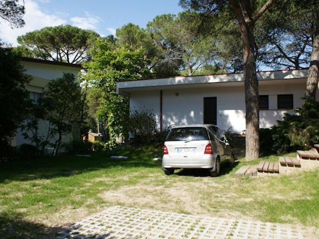 Flat In Lignano Pineta Apartment